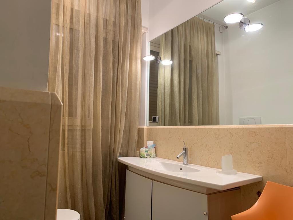 Corso Umberto Venue Apartment เปสการา ภายนอก รูปภาพ